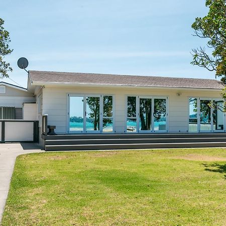 Number Six - Oneroa Holiday Home מראה חיצוני תמונה